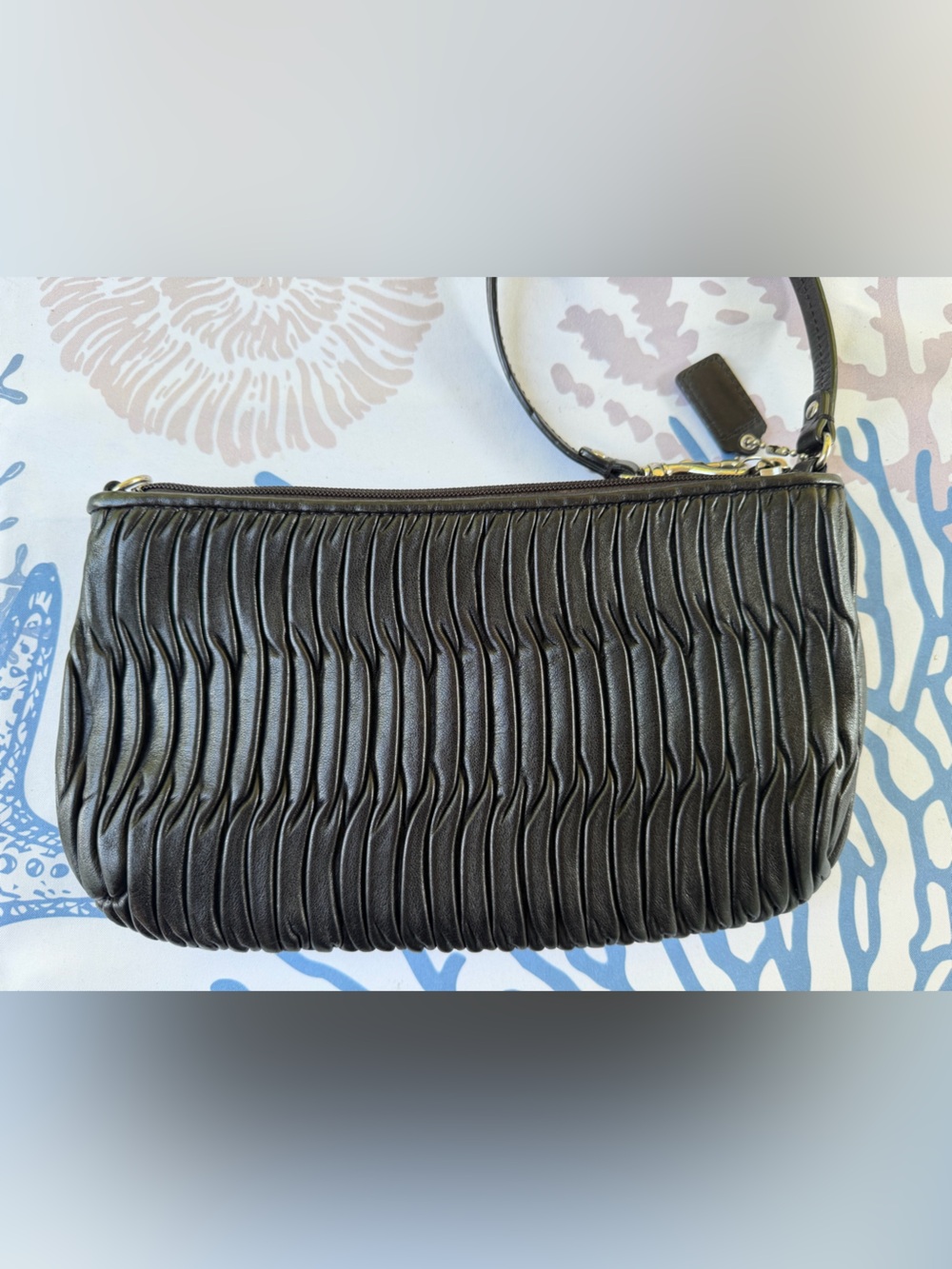 Vintage Coach Madison Gathered Leather Wristlet or Clutch - Picture 2 of 6
